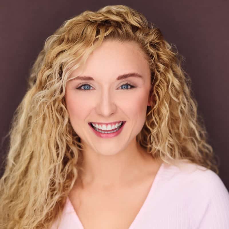 Brooke-Turner0571-1V2-Brooke-Turner-scaled_800x800_acf_cropped Brooke Turner*